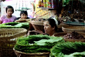 mujeres mercados myanmar